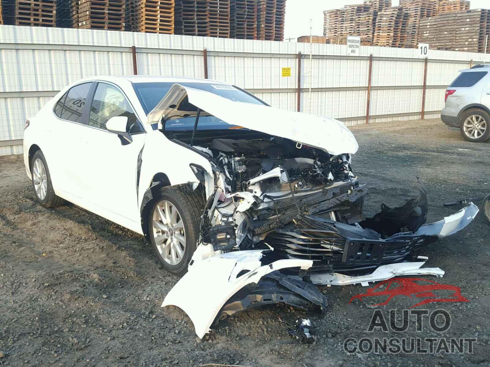 TOYOTA CAMRY 2018 - JTNB11HK2J3044692
