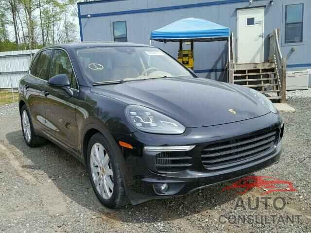 PORSCHE CAYENNE 2016 - WP1AB2A29GLA92551