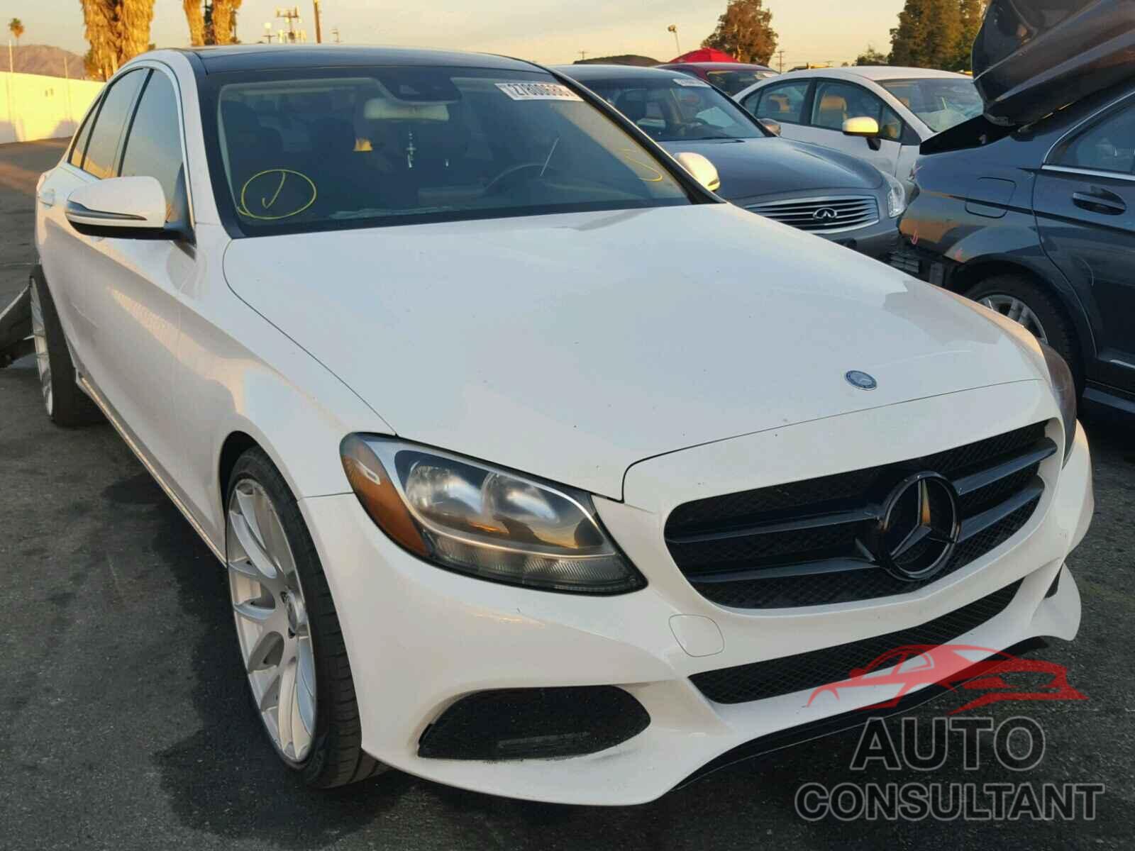 MERCEDES-BENZ C300 2016 - 55SWF4JB5GU152799