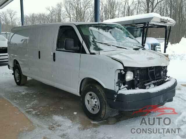 CHEVROLET EXPRESS 2015 - 1GCWGGCF4F1244851