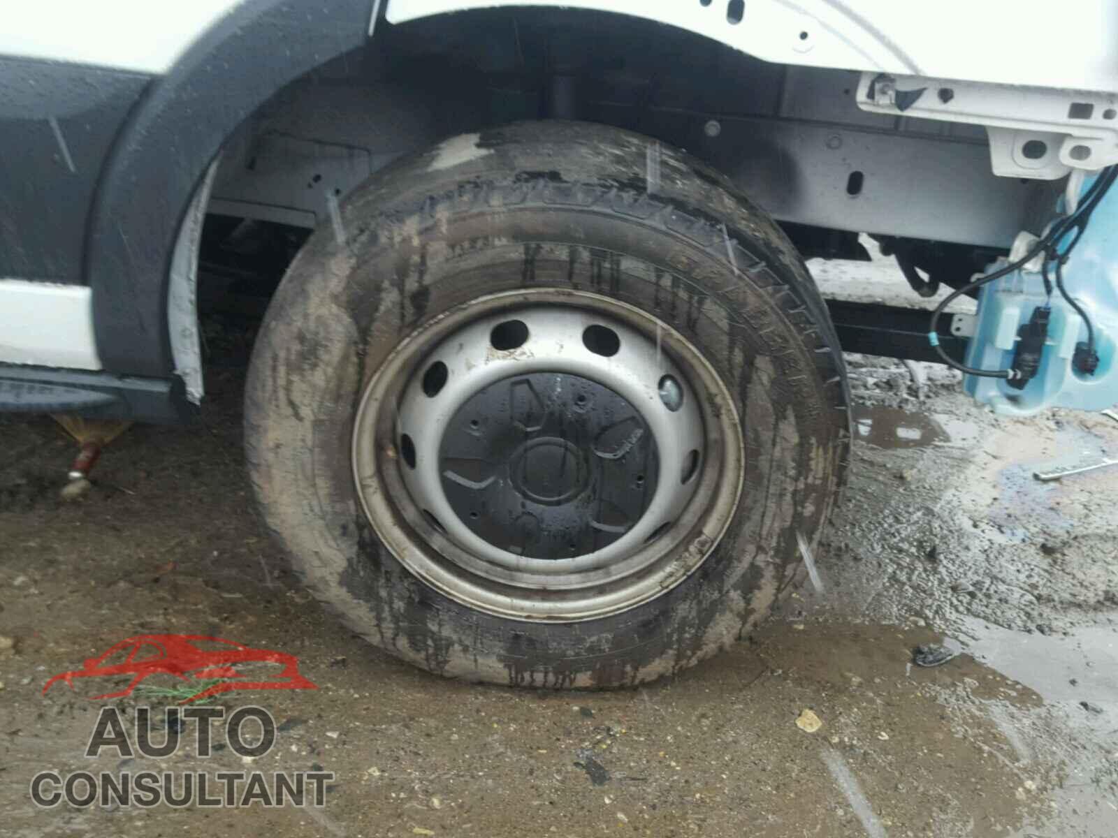 FORD TRANSIT CO 2017 - 1FTYR2CM0HKB55795