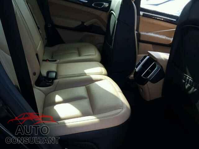 PORSCHE CAYENNE 2016 - WP1AA2A24GLA08039