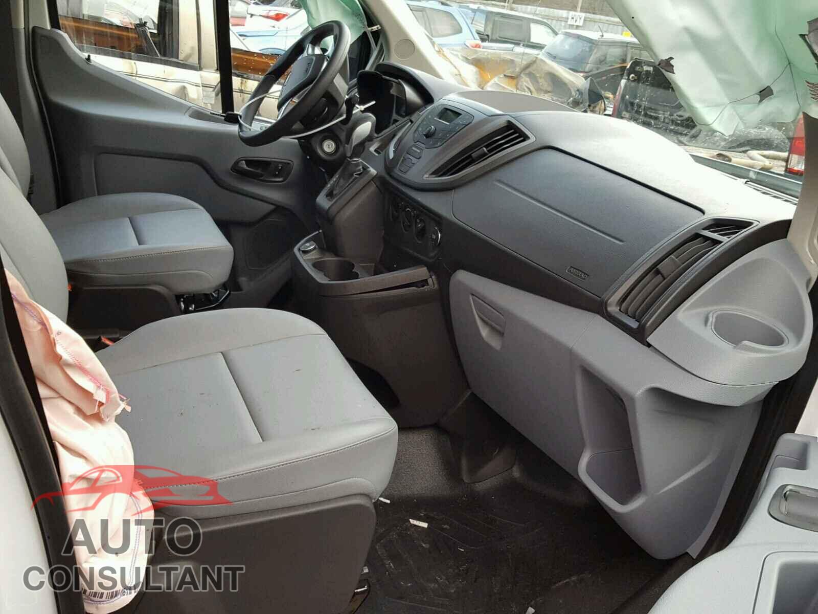 FORD TRANSIT CO 2017 - 1FTYR2CM4HKB25103