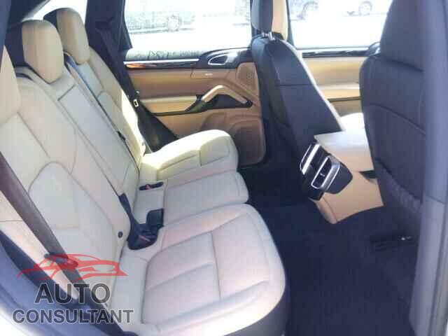 PORSCHE CAYENNE 2015 - WP1AF2A21FLA30841