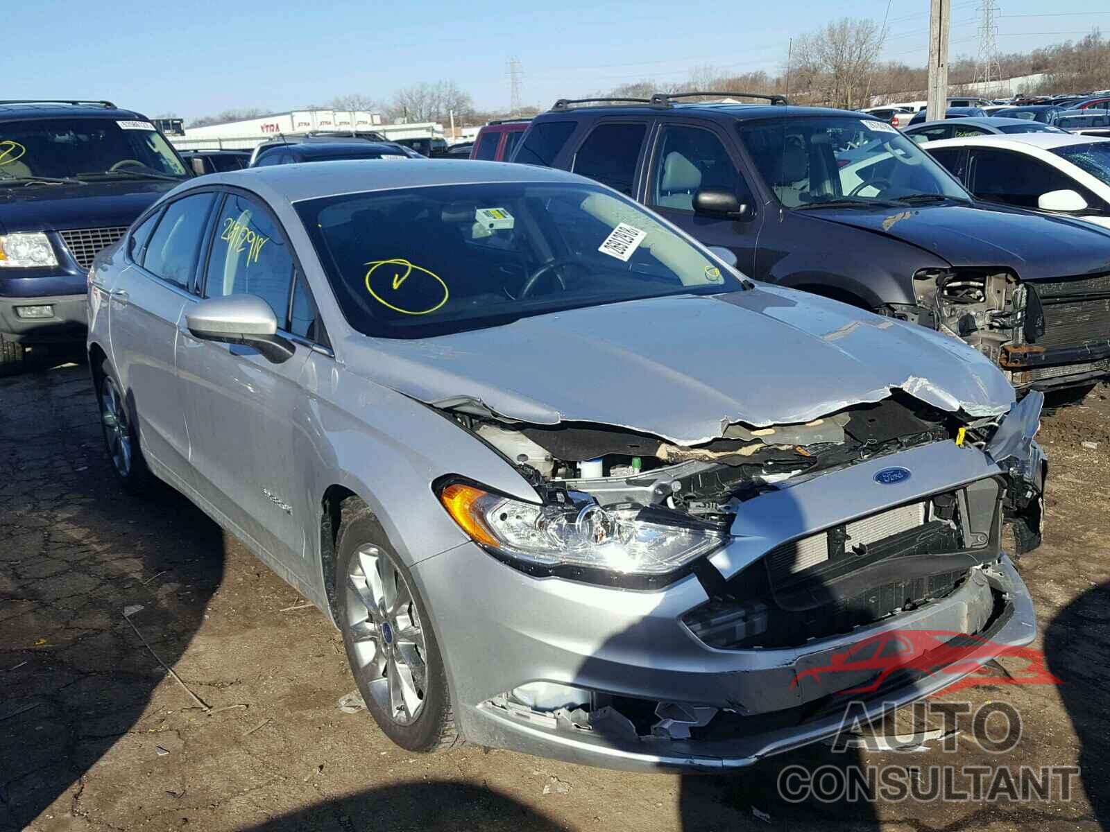 FORD FUSION 2017 - 3FA6P0LUXHR323381