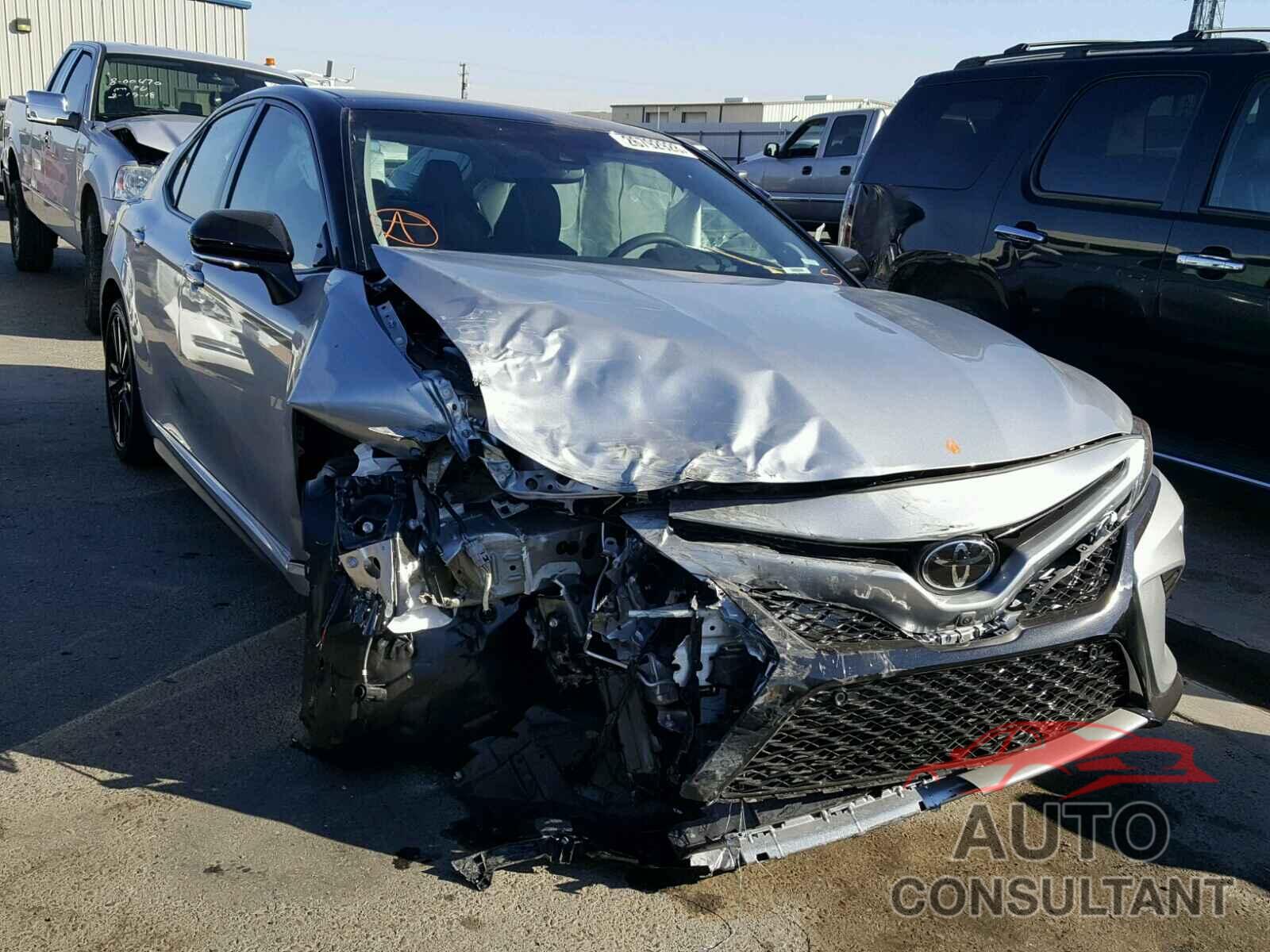 TOYOTA CAMRY 2018 - 4T1BZ1HK7JU003980