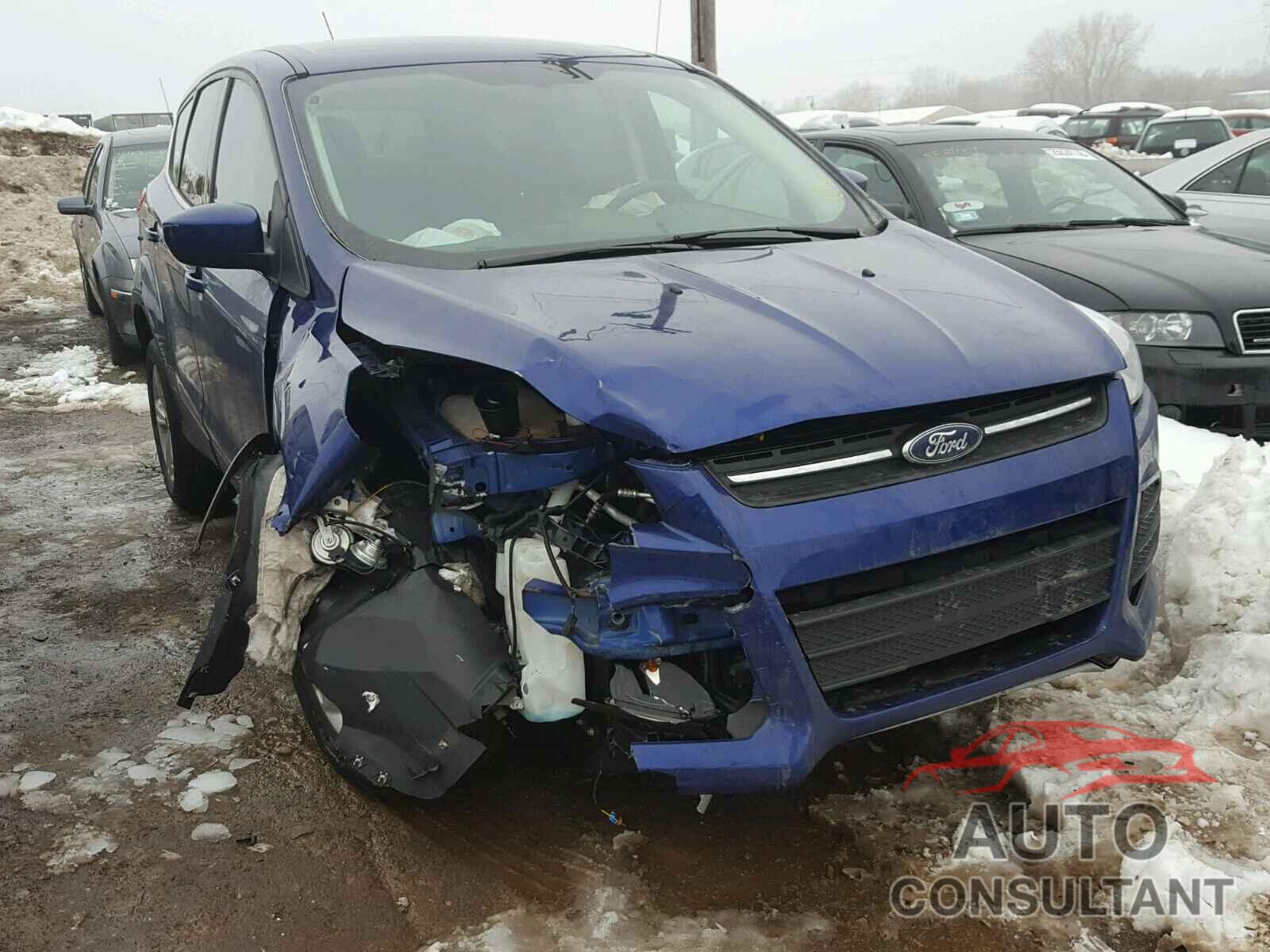 FORD ESCAPE 2015 - 1FMCU0G73FUA22754