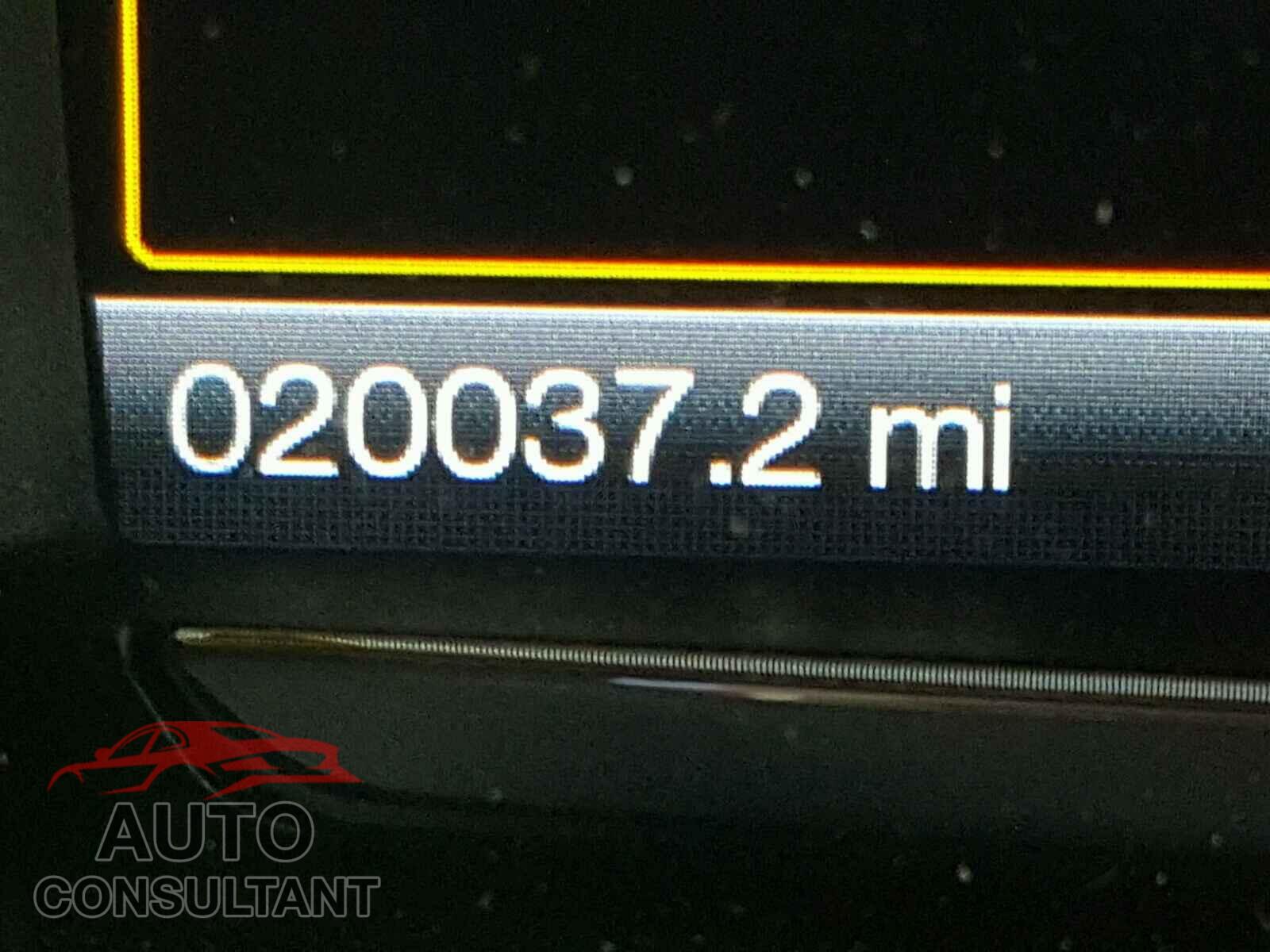 FORD TAURUS 2017 - 1FAHP2H86HG135268