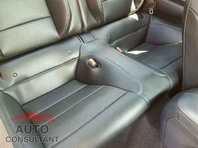 FORD MUSTANG 2015 - 1FA6P8TH2F5300632