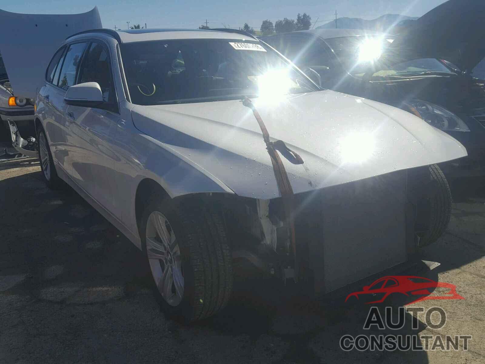 BMW 3 SERIES 2017 - WBA8K3C54HK679421