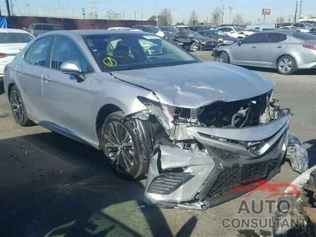TOYOTA CAMRY 2018 - 4T1B21HK6JU002811
