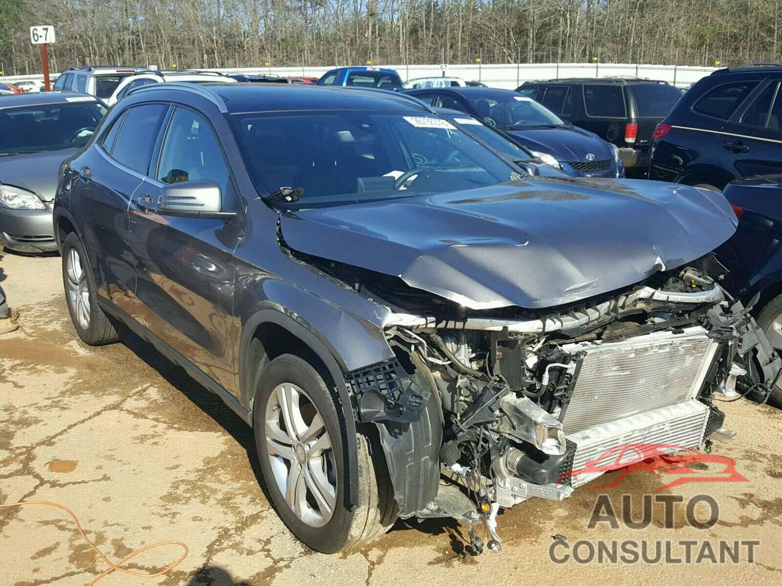 MERCEDES-BENZ GLA250 2017 - WDCTG4EB0HJ353512