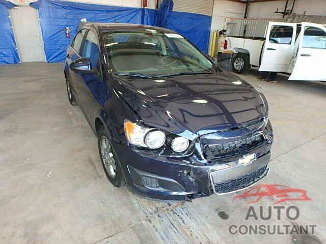 CHEVROLET SONIC 2015 - 1G1JC5SH5F4157352