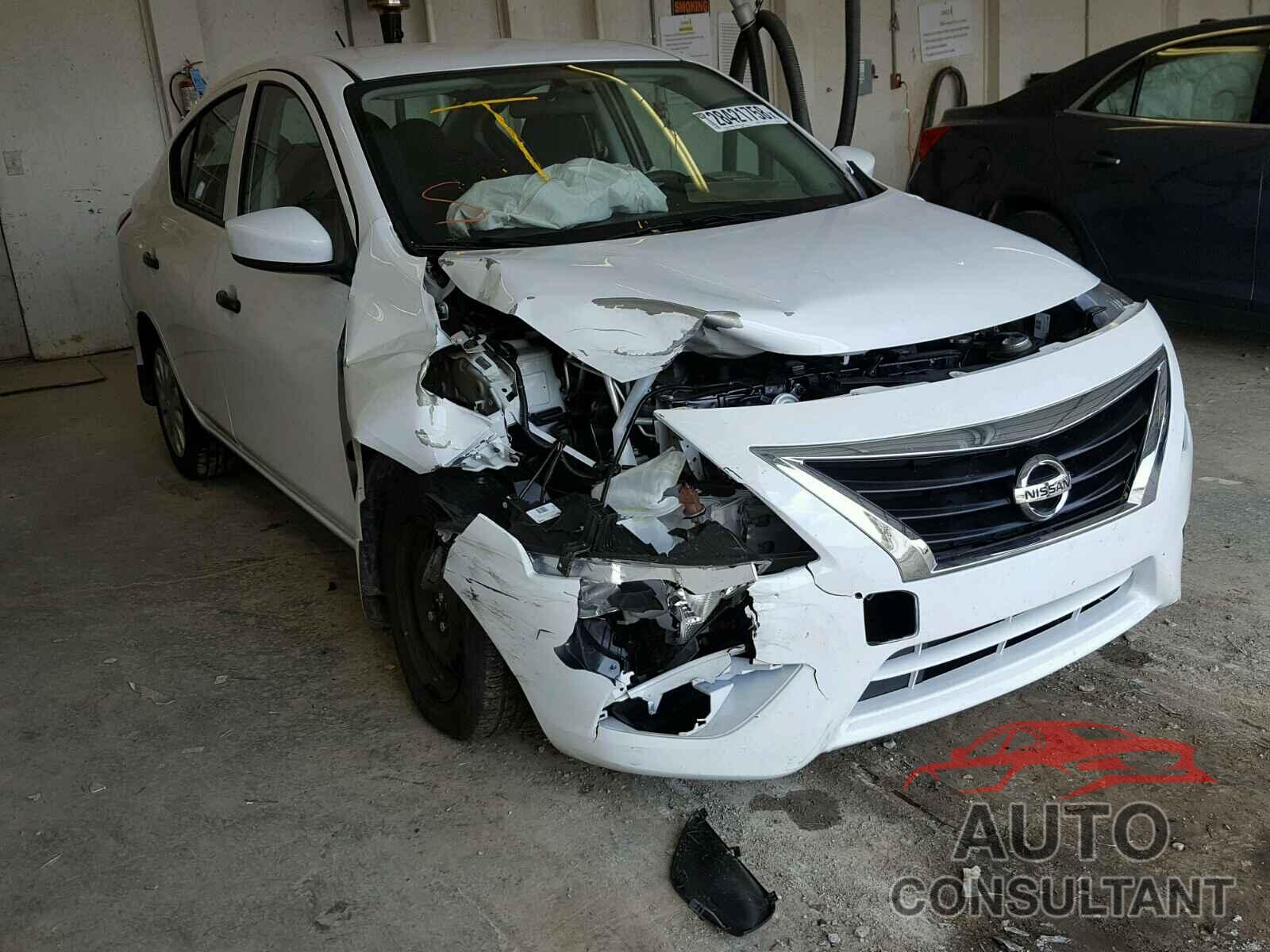 NISSAN VERSA 2017 - 3N1CN7APXHL845264