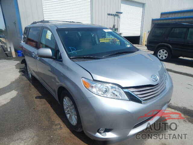 TOYOTA SIENNA 2015 - 5TDYK3DCXFS547222