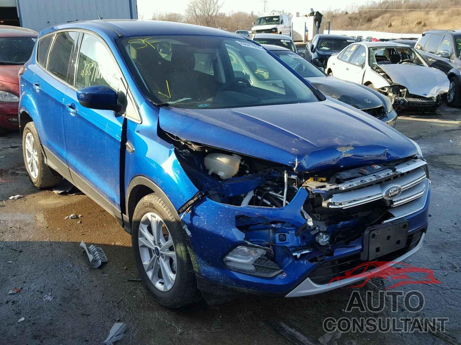 FORD ESCAPE 2017 - 1FMCU0GD2HUC93359