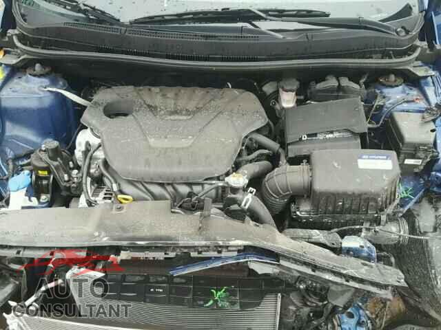 HYUNDAI ACCENT 2017 - KMHCT4AE8HU287982