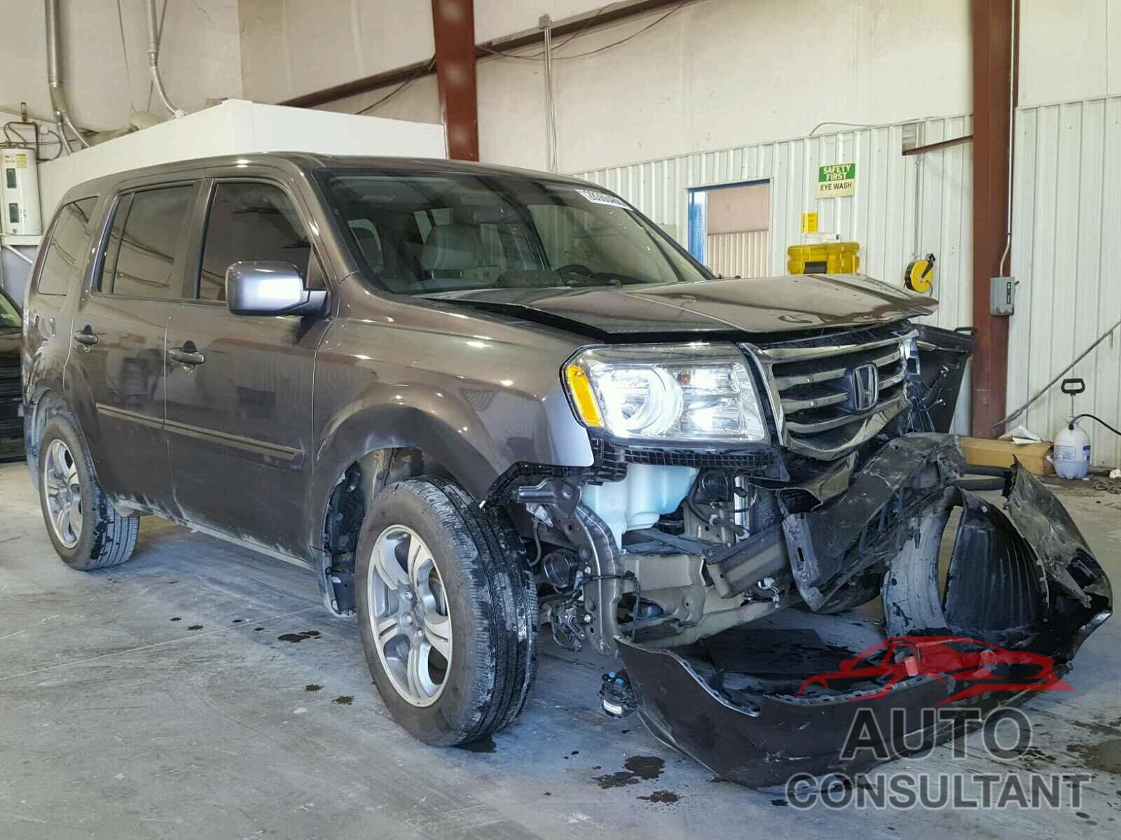 HONDA PILOT 2015 - 5FNYF3H39FB009680