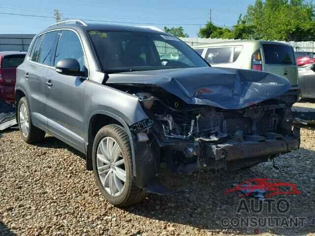 VOLKSWAGEN TIGUAN 2016 - WVGBV7AX5GW537478