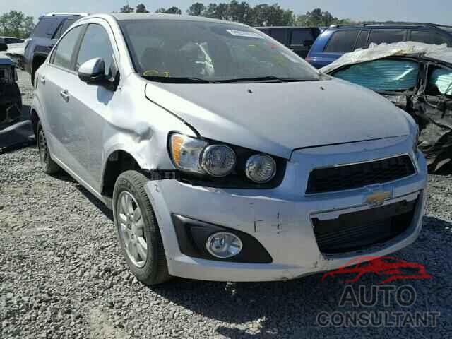 CHEVROLET SONIC 2016 - 1G1JE5SB9G4151092