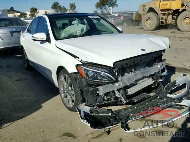 MERCEDES-BENZ C300 2015 - 55SWF4JB0FU064340