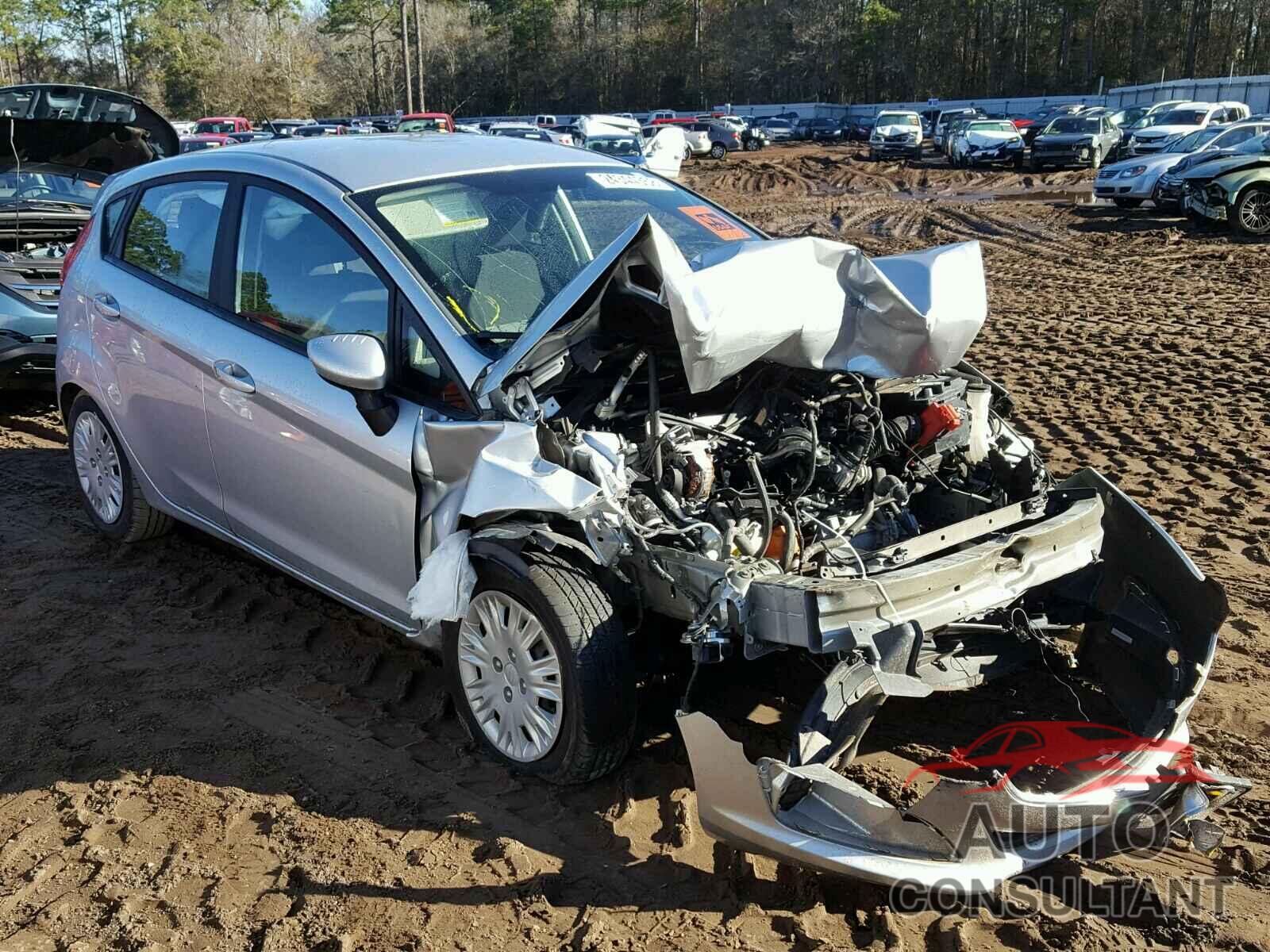 FORD FIESTA 2015 - 3FADP4TJ8FM172300