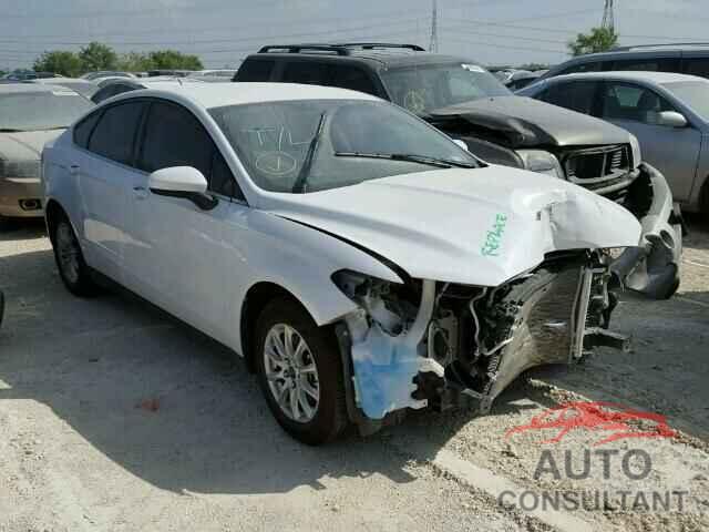 FORD FUSION 2016 - 3FA6P0G70GR258379