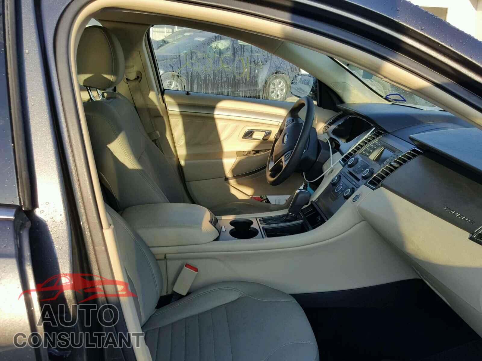 FORD TAURUS 2015 - 1FAHP2D90FG148884
