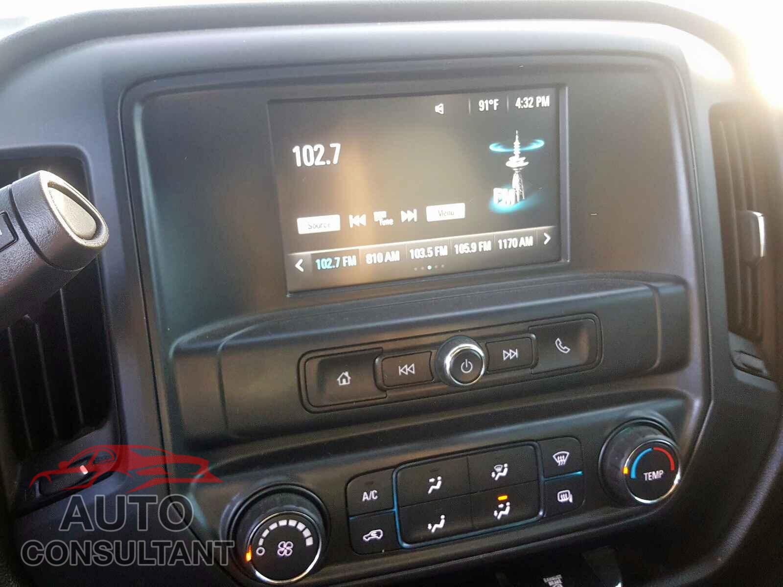 CHEVROLET SILVERADO 2017 - 1N6AA1F49HN514247