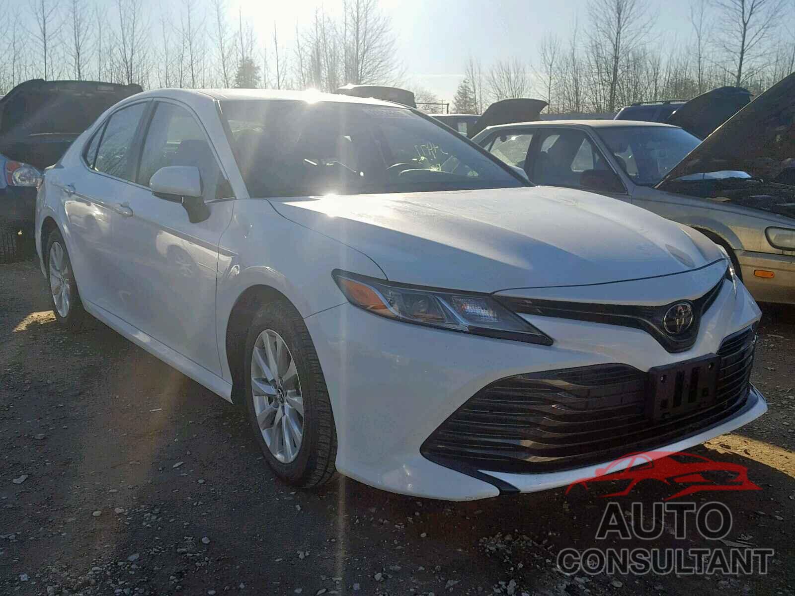 TOYOTA CAMRY 2018 - JTNB11HK5J3010469