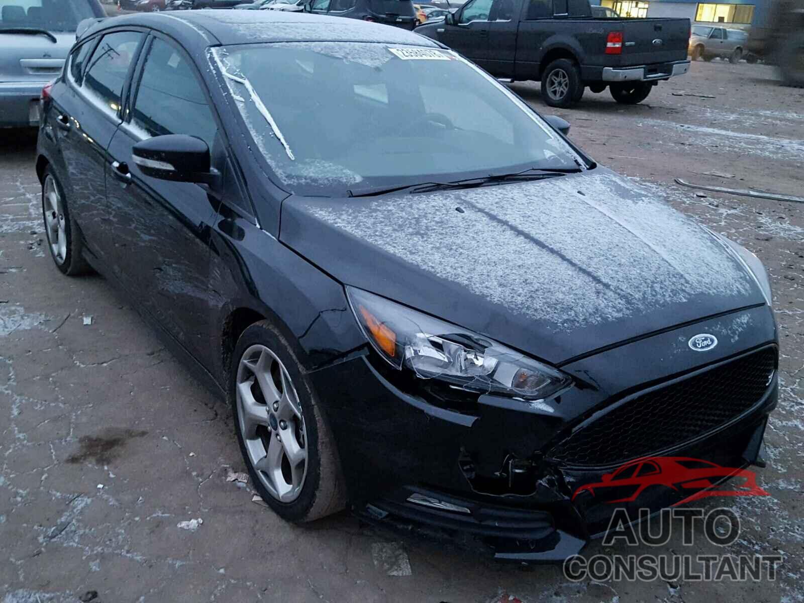 FORD FOCUS 2016 - 1FADP3L95GL262359