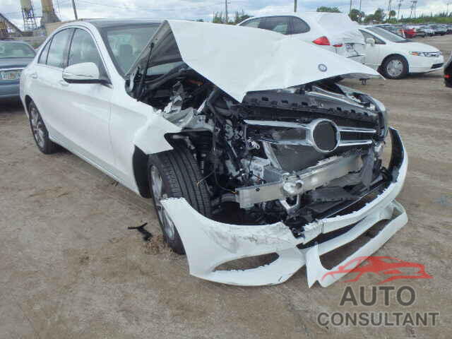 MERCEDES-BENZ C300 2015 - 55SWF4KB7FU010810
