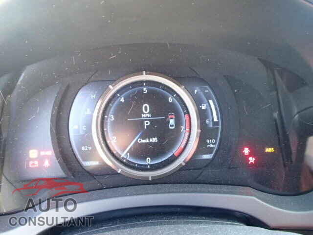 LEXUS IS250 2015 - JTHBF1D20F5070696