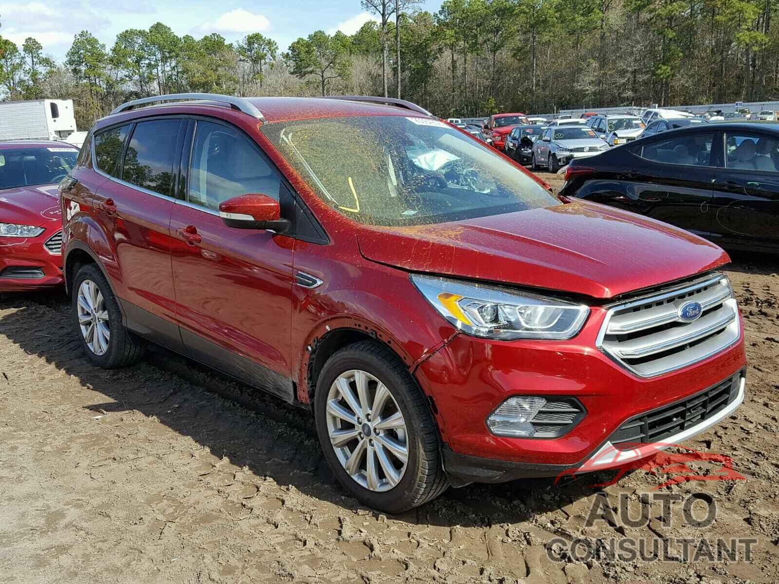 FORD ESCAPE 2017 - 1FMCU0JD5HUD05190