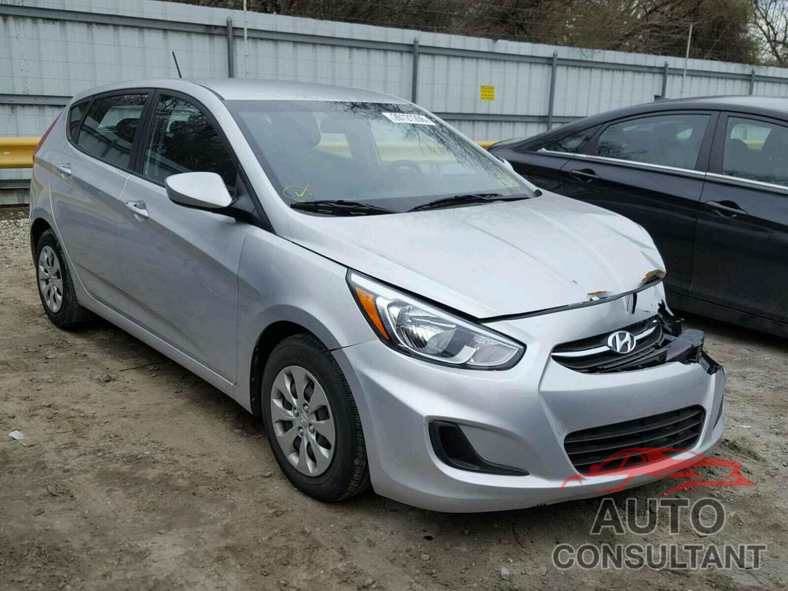 HYUNDAI ACCENT 2015 - KMHCT5AE4FU232223