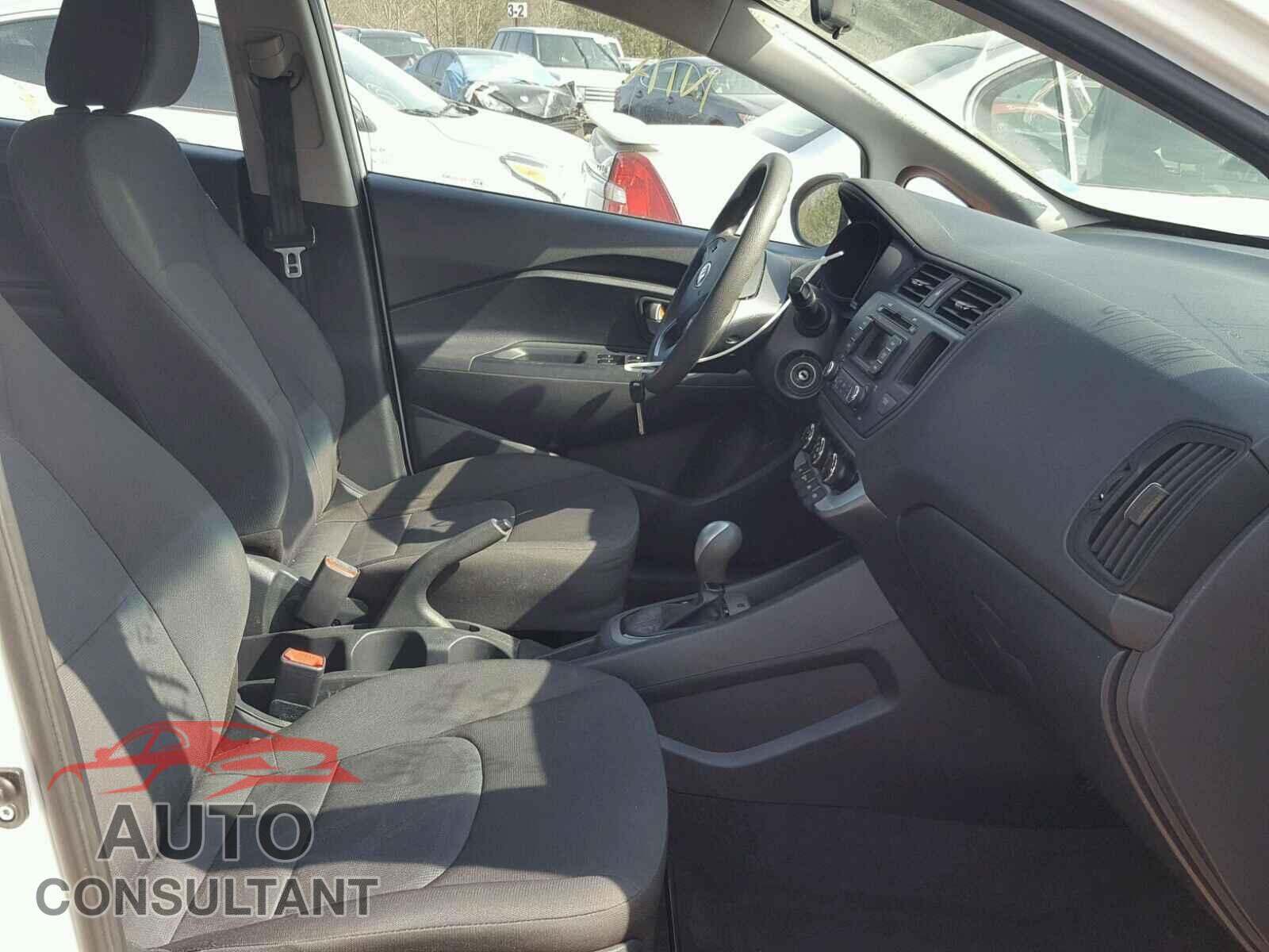 KIA RIO 2015 - KNADM4A34F6504463
