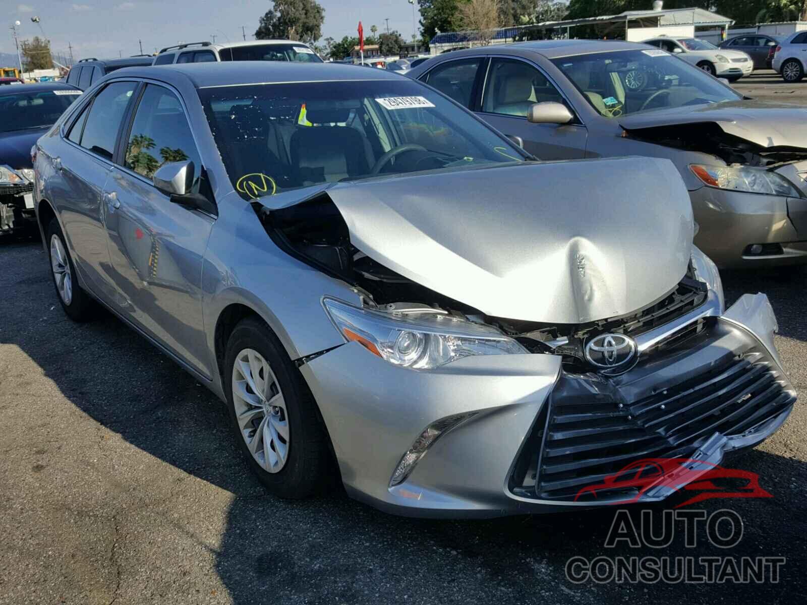 TOYOTA CAMRY 2015 - 4T4BF1FK9FR481634