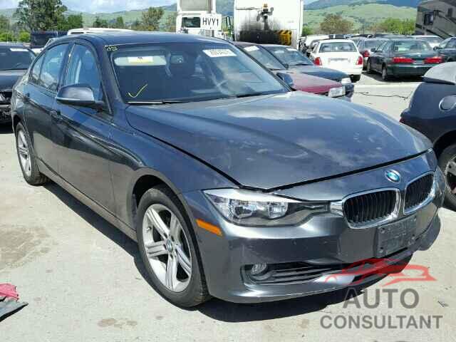 BMW 3 SERIES 2015 - WBA3C1C51FP851397