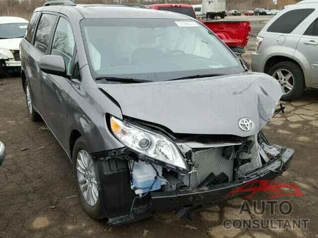 TOYOTA SIENNA 2015 - 5TDYK3DC6FS626810