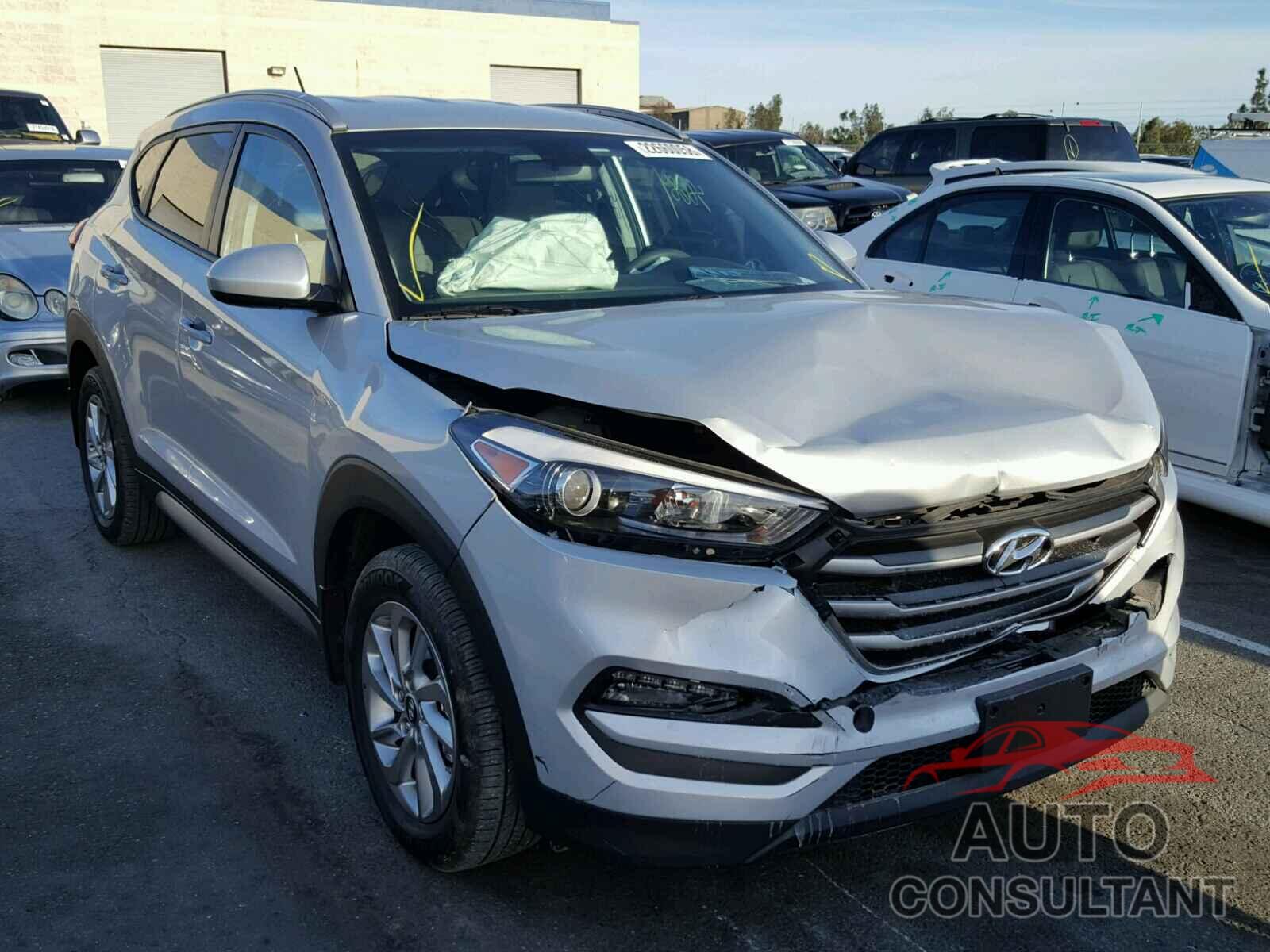 HYUNDAI TUCSON 2017 - KM8J33A45HU355860