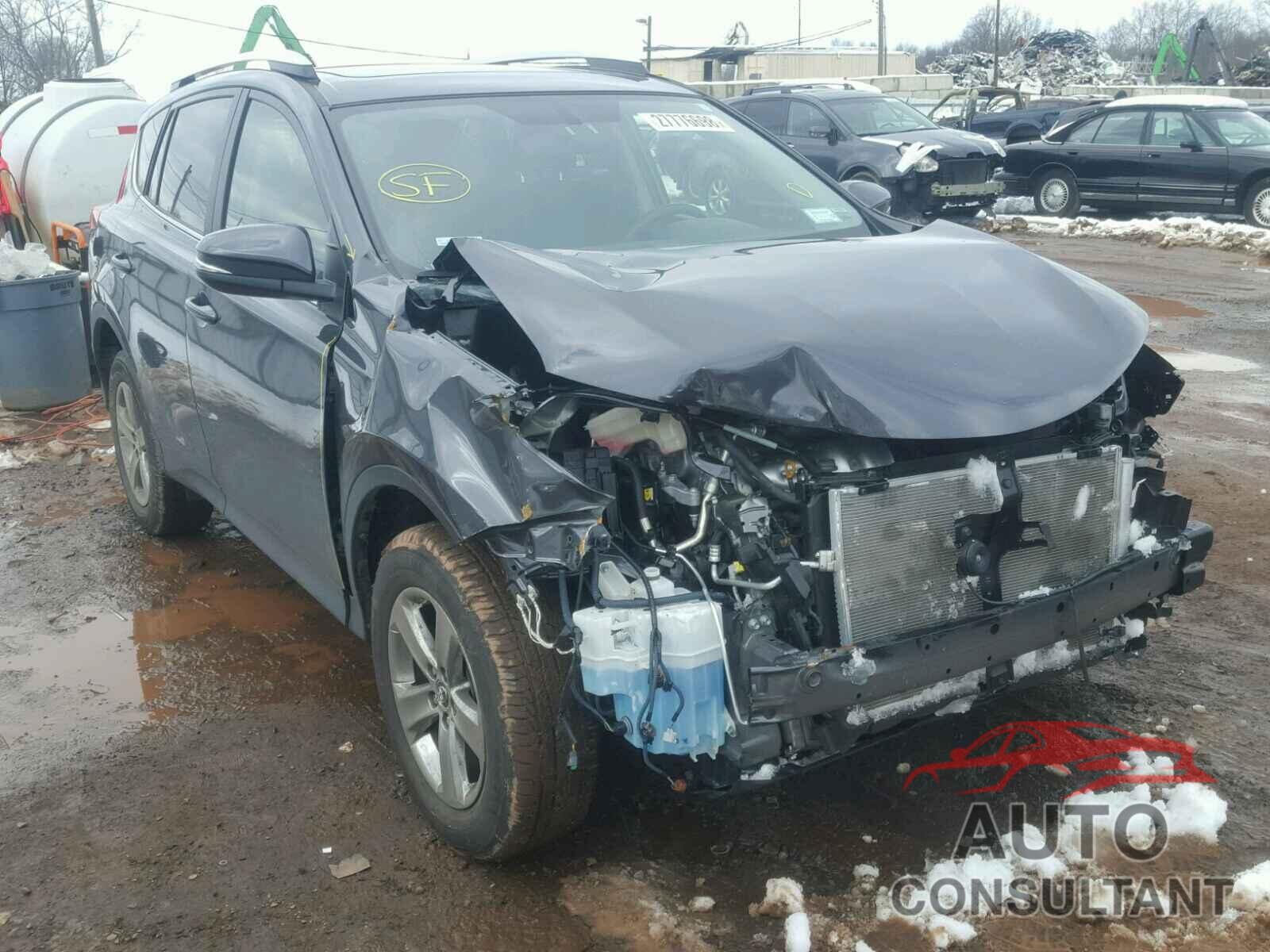 TOYOTA RAV4 2015 - JTMRFREV5FJ035327