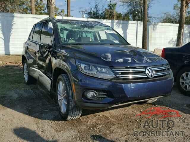 VOLKSWAGEN TIGUAN 2016 - WVGAV7AX5GW534110