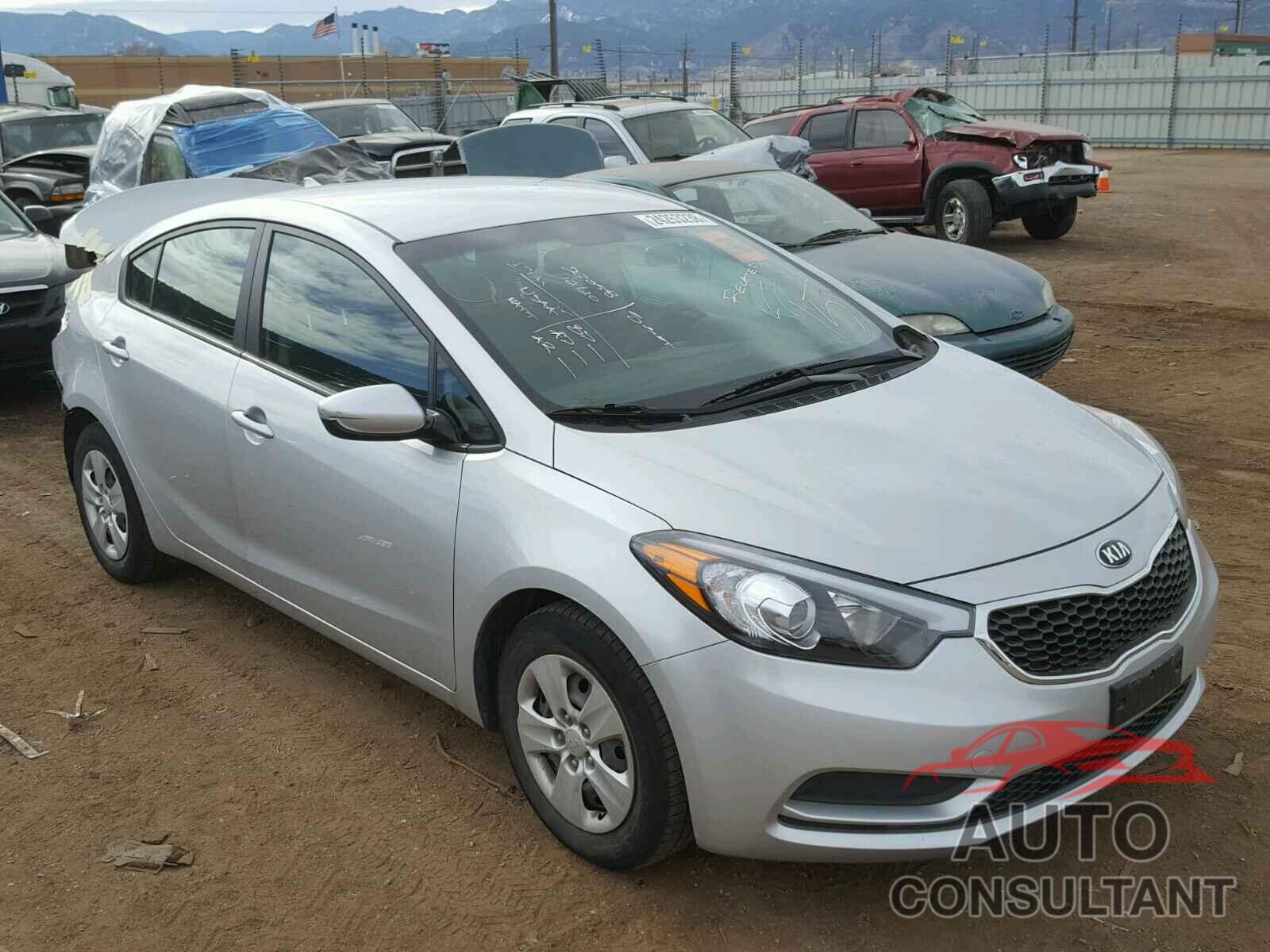 KIA FORTE 2016 - KNAFK4A61G5562952