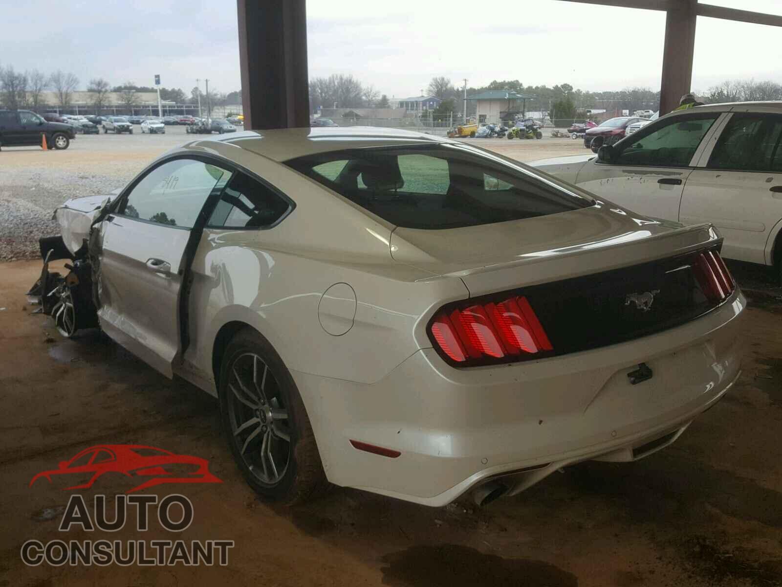 FORD MUSTANG 2017 - 1FA6P8THXH5270816