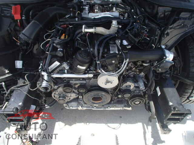 AUDI A8 2015 - WAU3MAFD5FN013434
