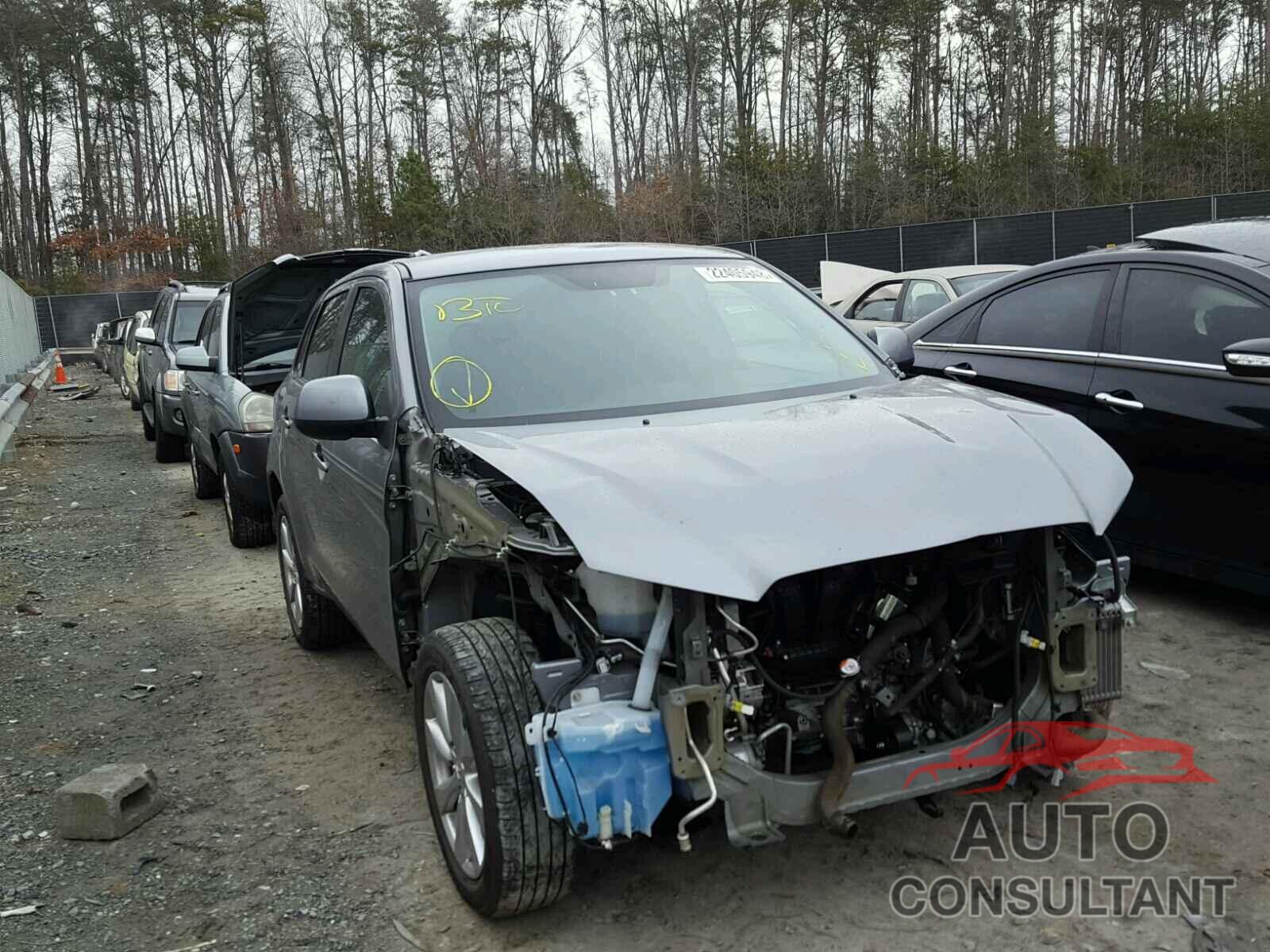 MITSUBISHI OUTLANDER 2015 - 4A4AP4AU7FE054926