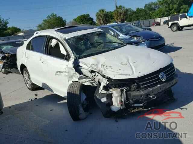 VOLKSWAGEN JETTA 2015 - 3VW3A7AJ1FM318979