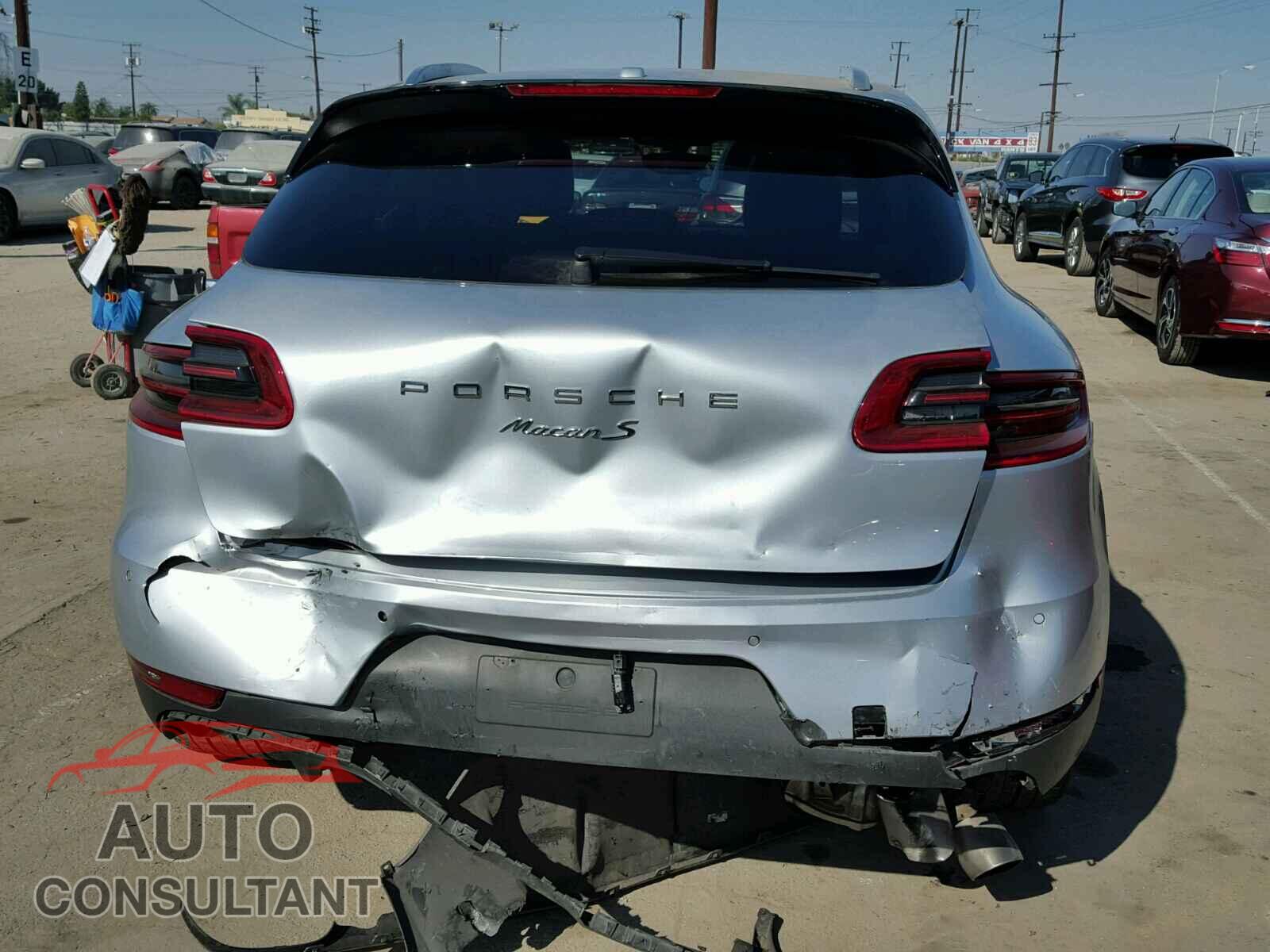 PORSCHE MACAN 2015 - WP1AB2A5XFLB69355