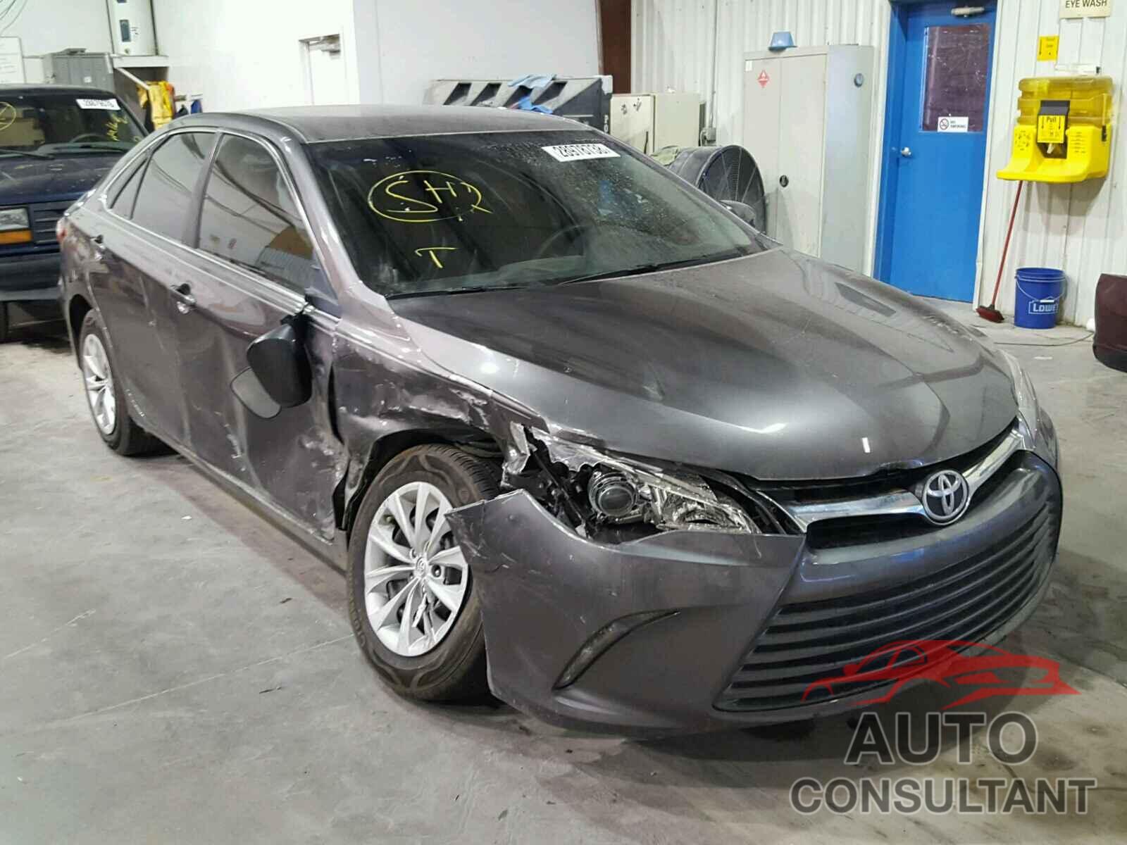 TOYOTA CAMRY 2015 - 4T4BF1FK1FR462785