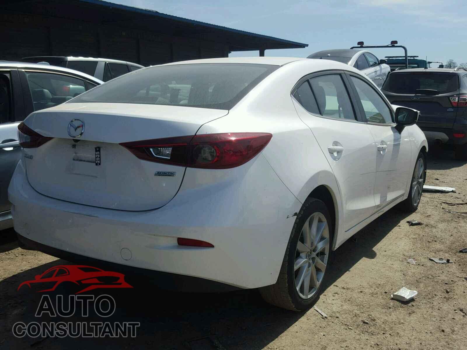 MAZDA 3 2017 - 3MZBN1V75HM120808